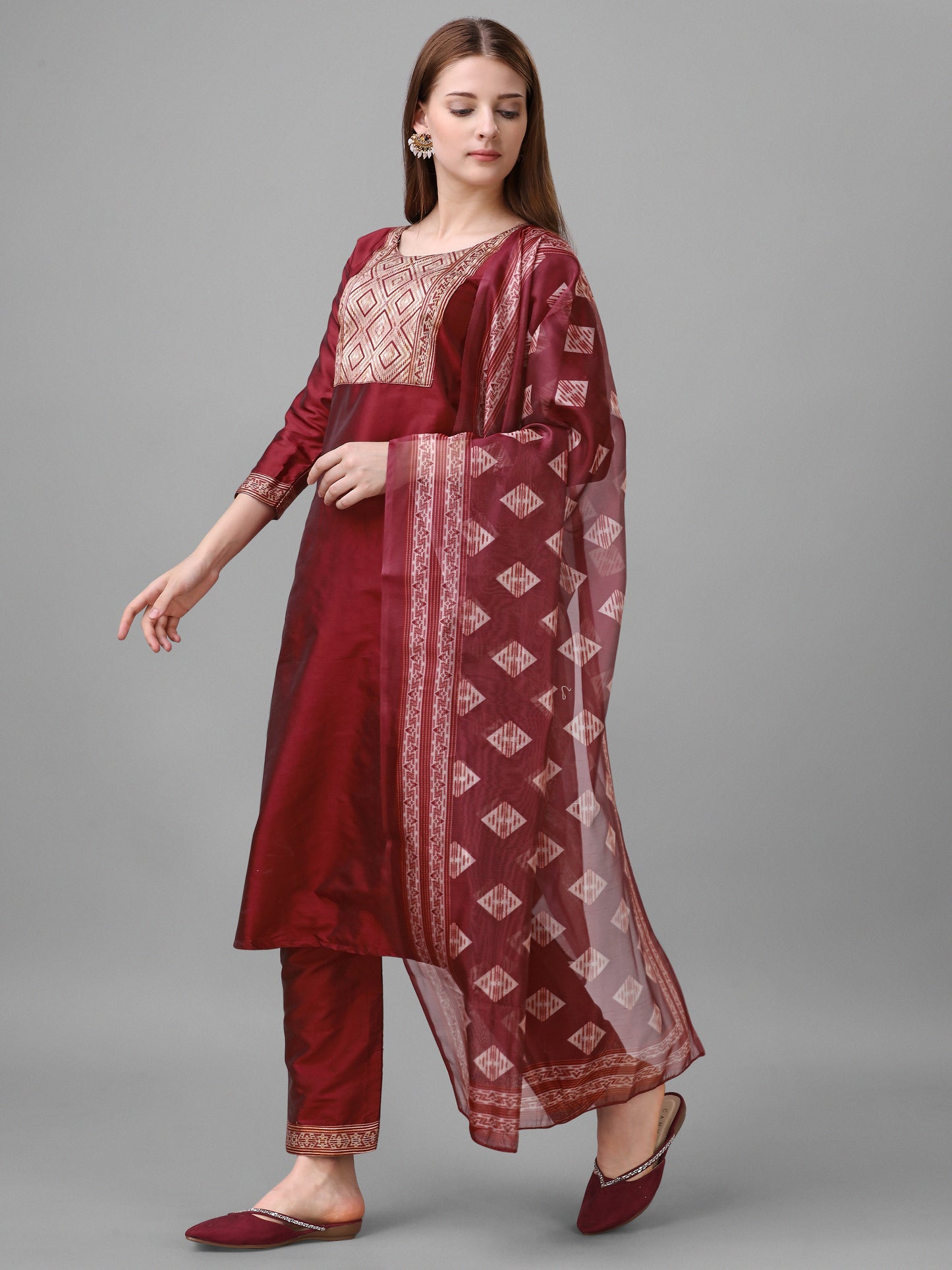 Silk blend jacquard gala kurta set with dupatta