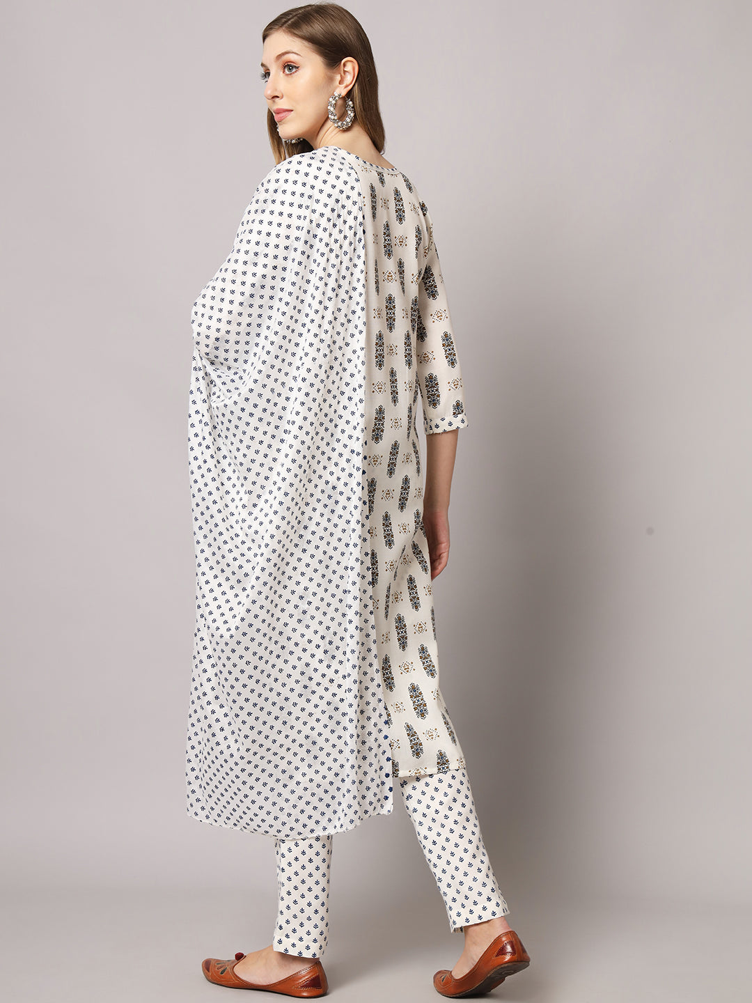 Cotton blend print kurta set with dupatta