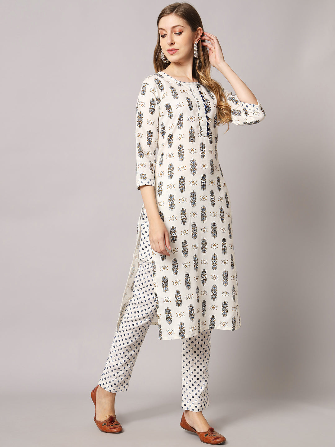 Cotton blend print kurta set with dupatta