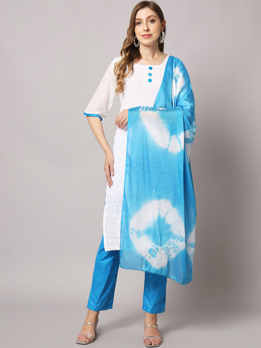 Cotton blend chikenkari kurta set with dupatta