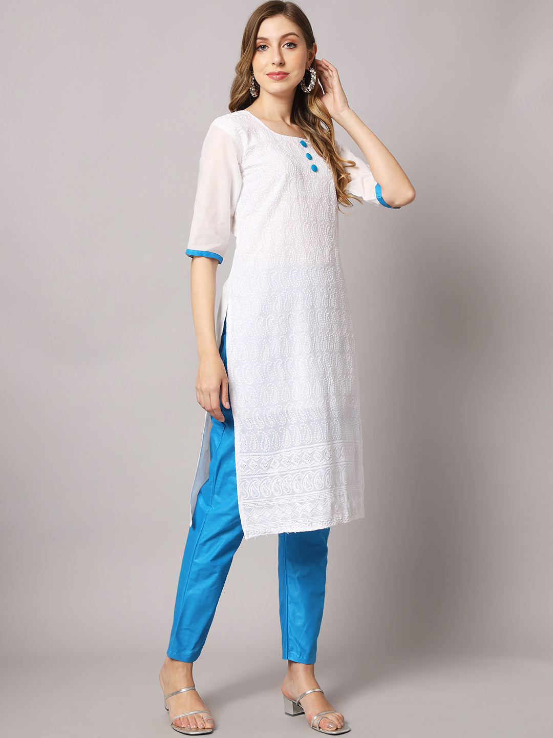 Cotton blend chikenkari kurta set with dupatta