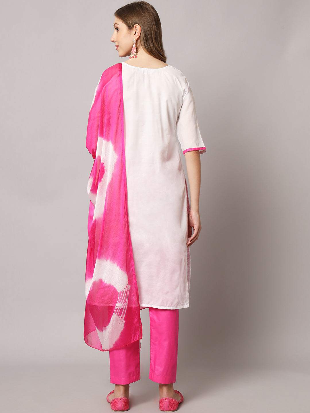 Cotton blend chikenkari kurta set with dupatta