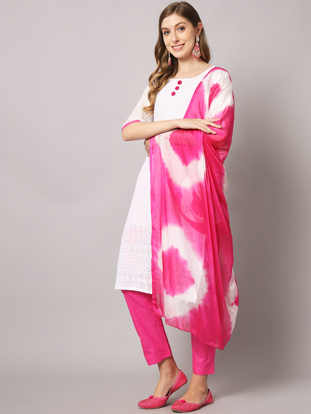 Cotton blend chikenkari kurta set with dupatta