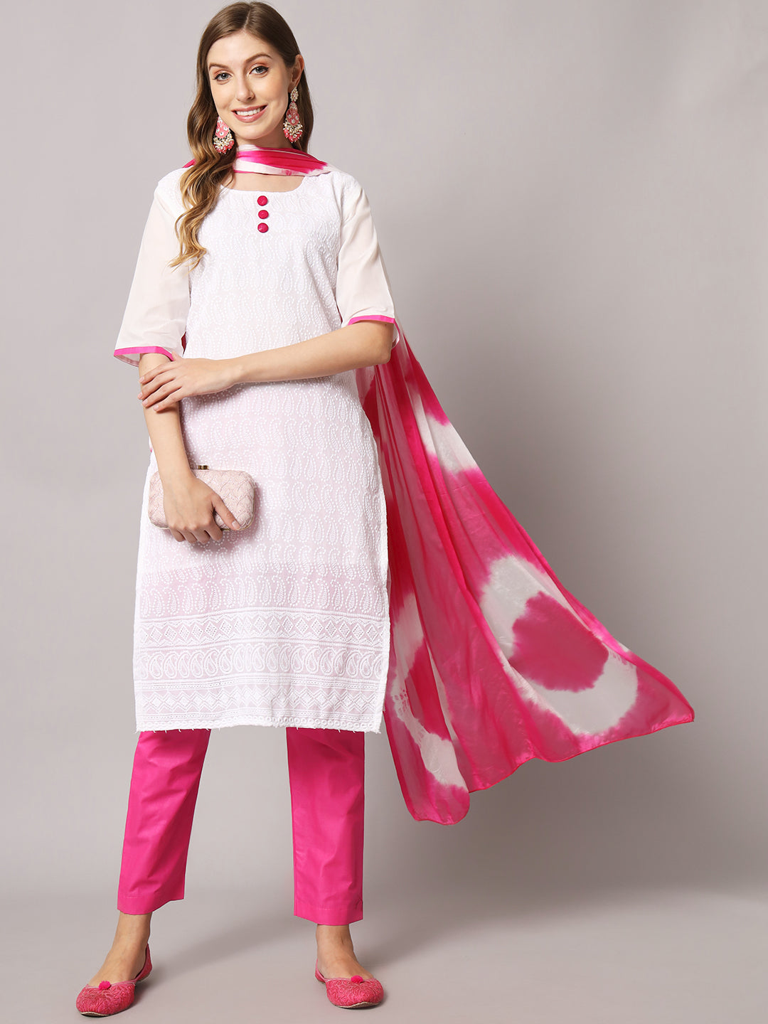 Cotton blend chikenkari kurta set with dupatta