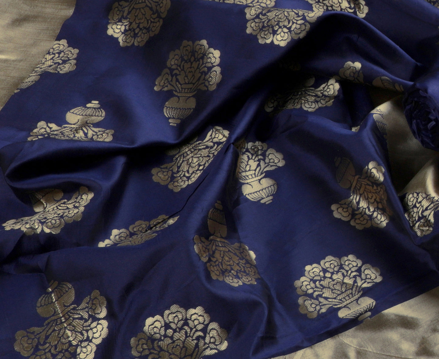 Silk Jacquard bland unstitched dress material