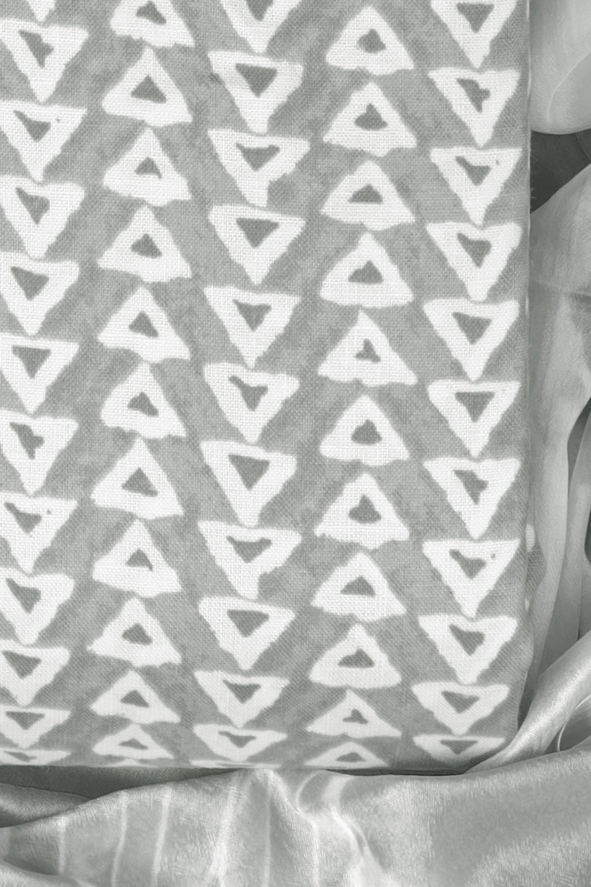 Cotton bland unstitched dress material