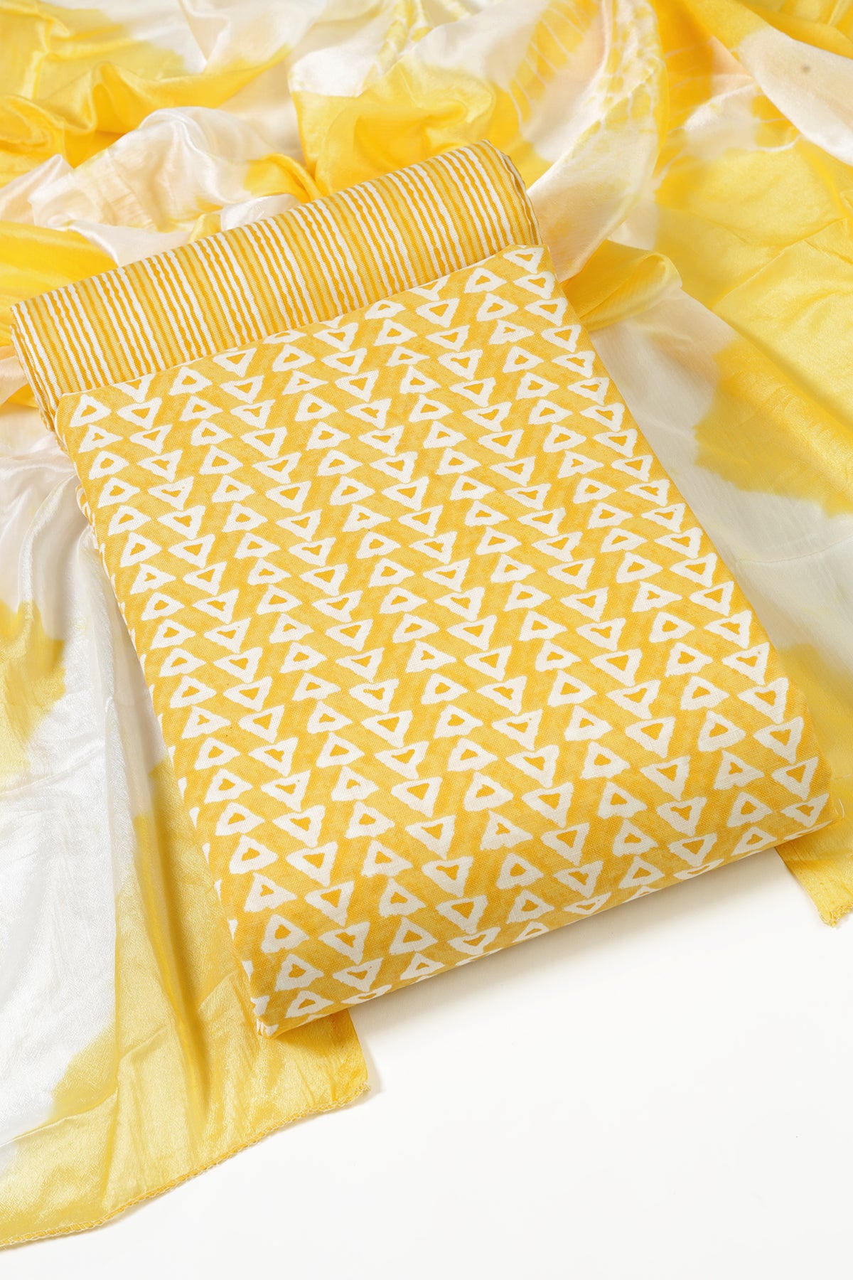 Cotton bland unstitched dress material