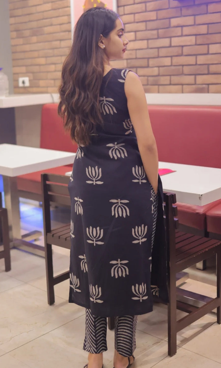 Women’s Rayon Butti Handblock Print Calf Length Straight Kurta Set