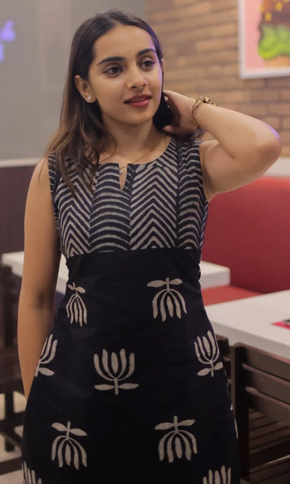 Women’s Rayon Butti Handblock Print Calf Length Straight Kurta Set