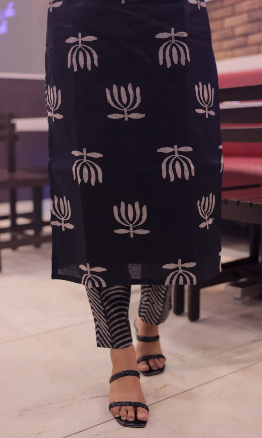 Women’s Rayon Butti Handblock Print Calf Length Straight Kurta Set