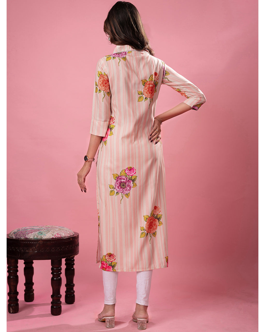 Women Pink Floral Printed Rayon Slub Kurta