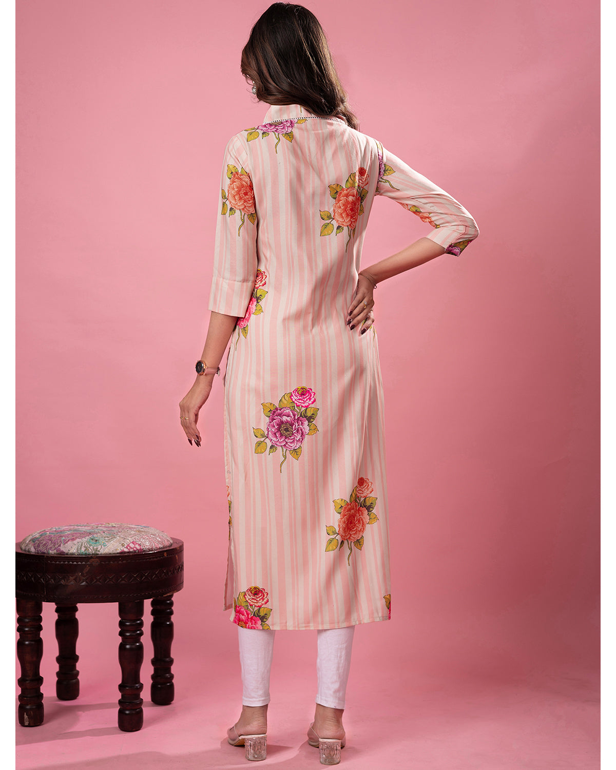 Women Pink Floral Printed Rayon Slub Kurta