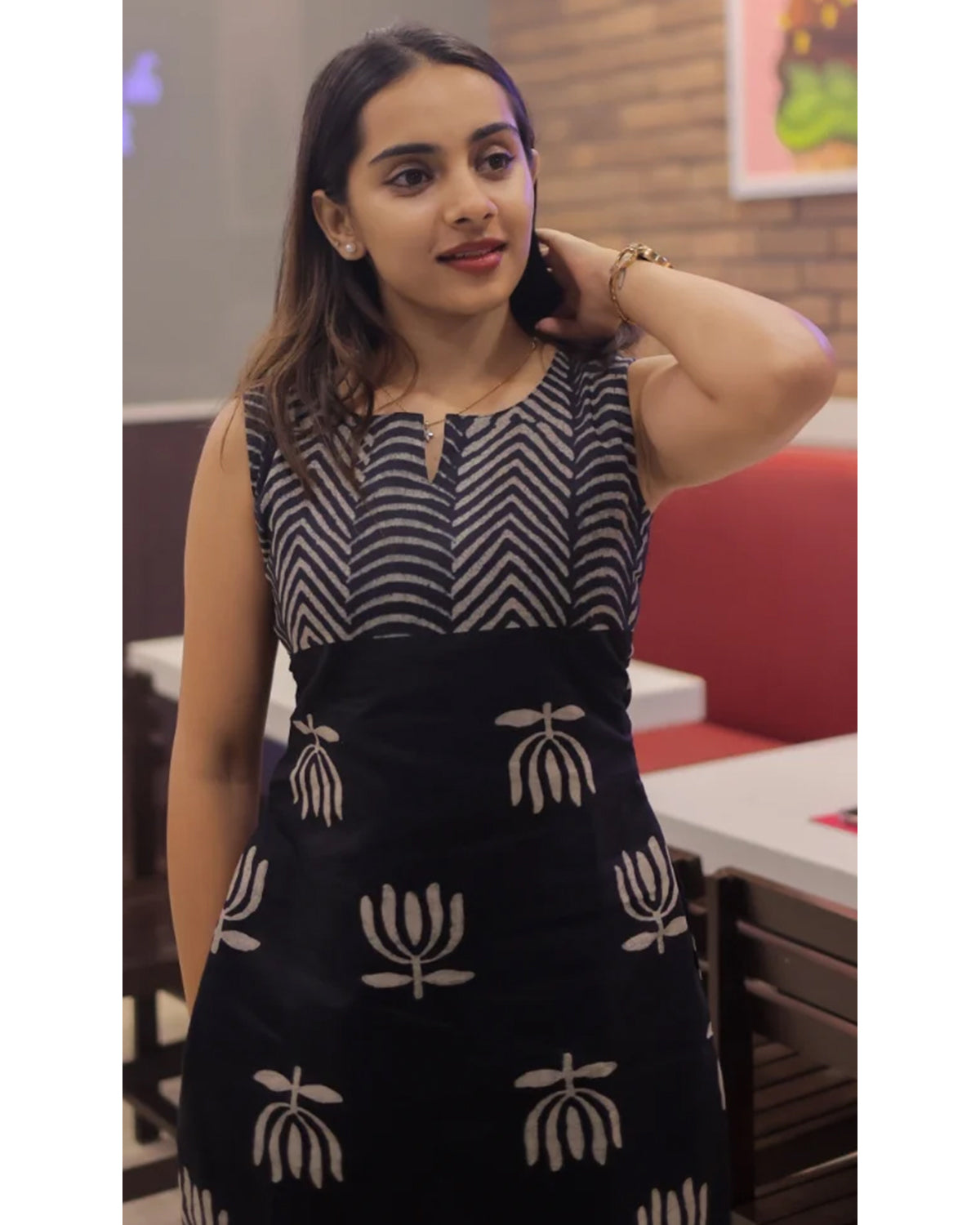 Women’s Rayon Butti Handblock Print Calf Length Straight Kurta Set