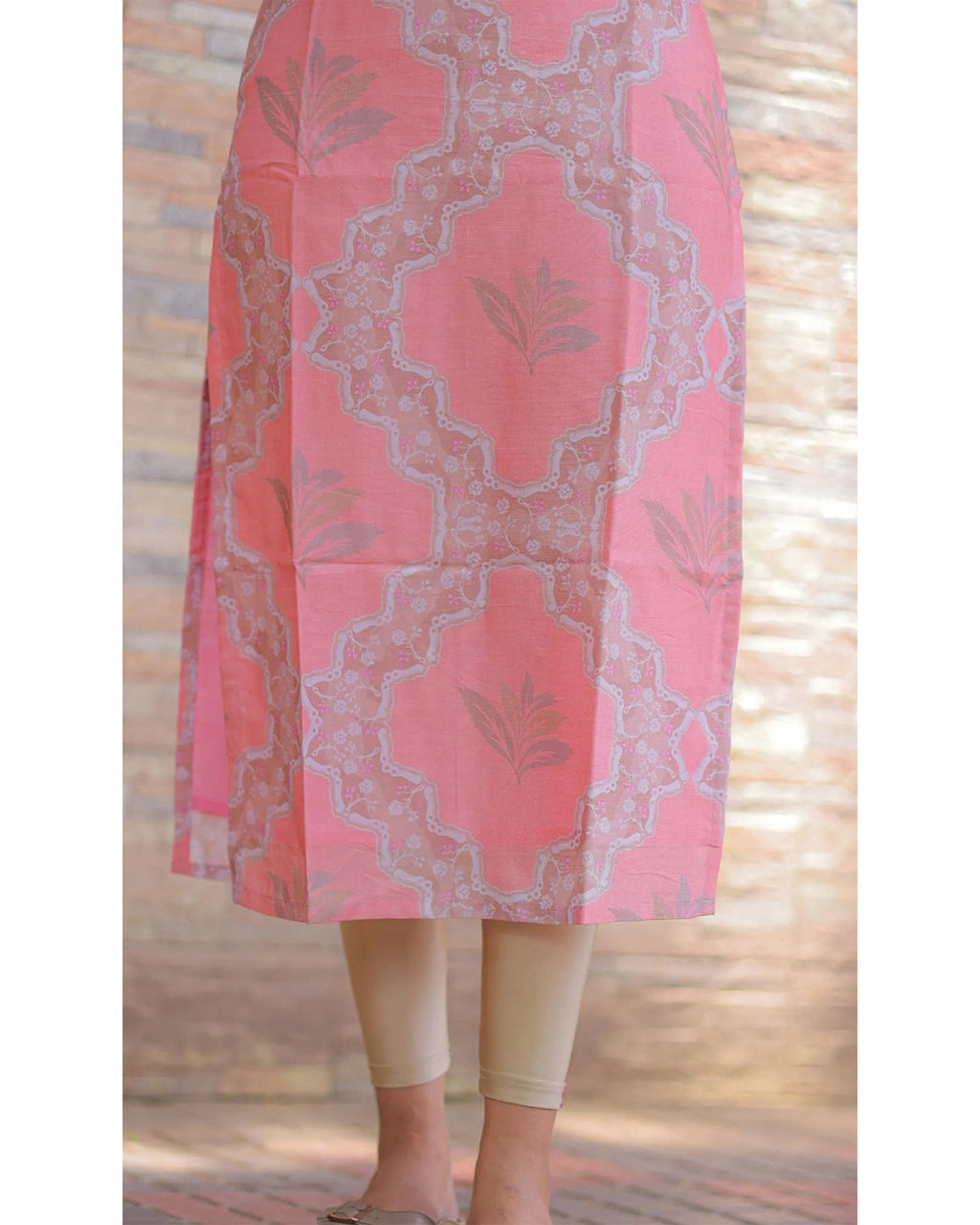 Women’s Chanderi Floral Printed Straight Kurti – Calf Length