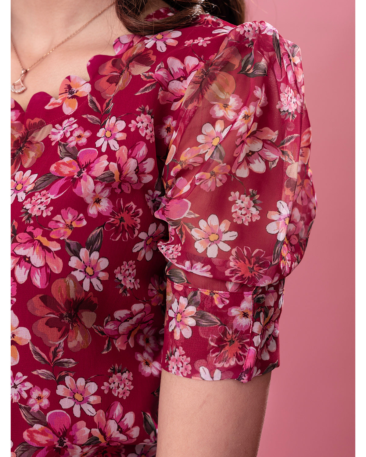 Women’s Red Floral Print Georgette Straight Kurta