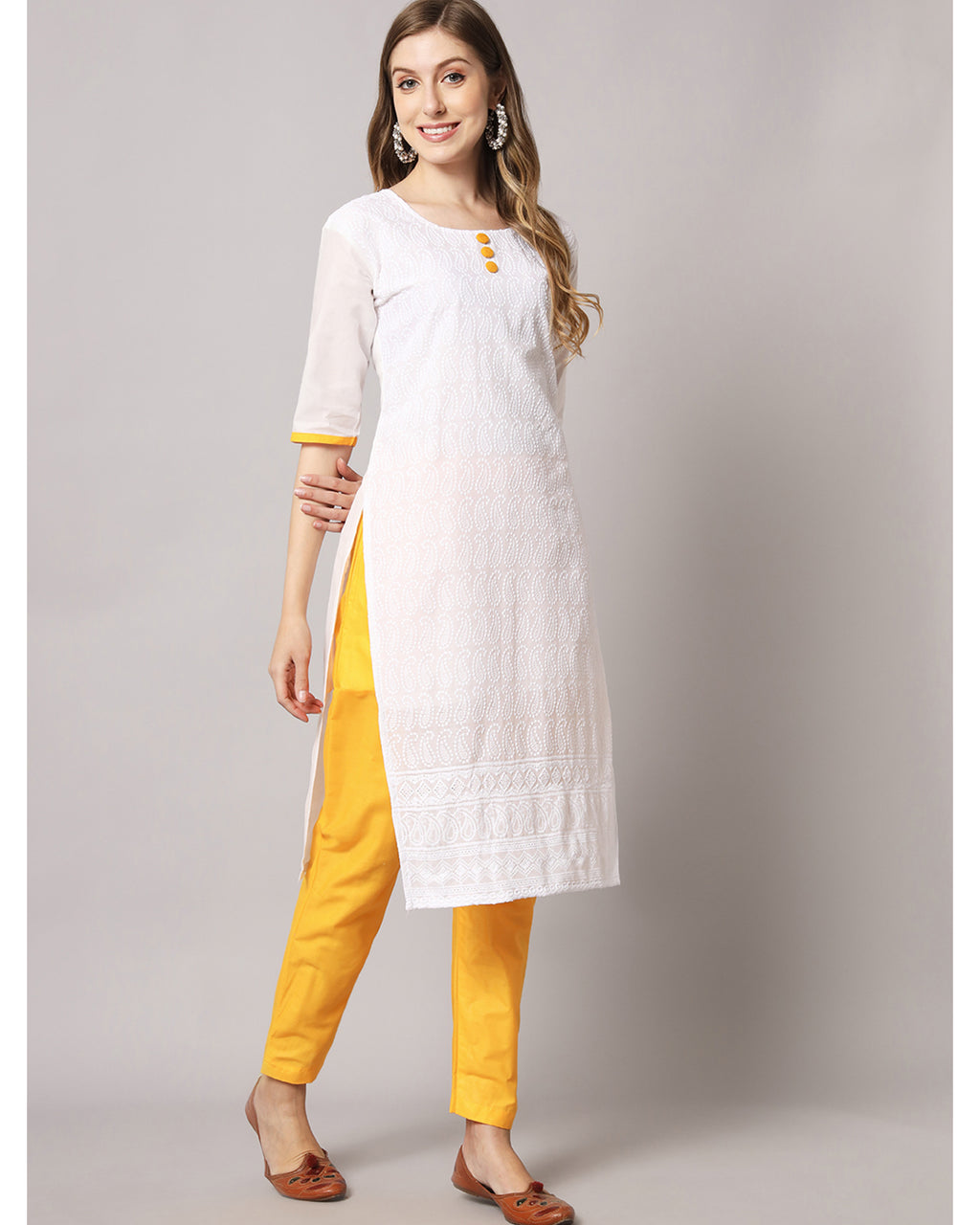 Cotton blend chikenkari kurta set with dupatta