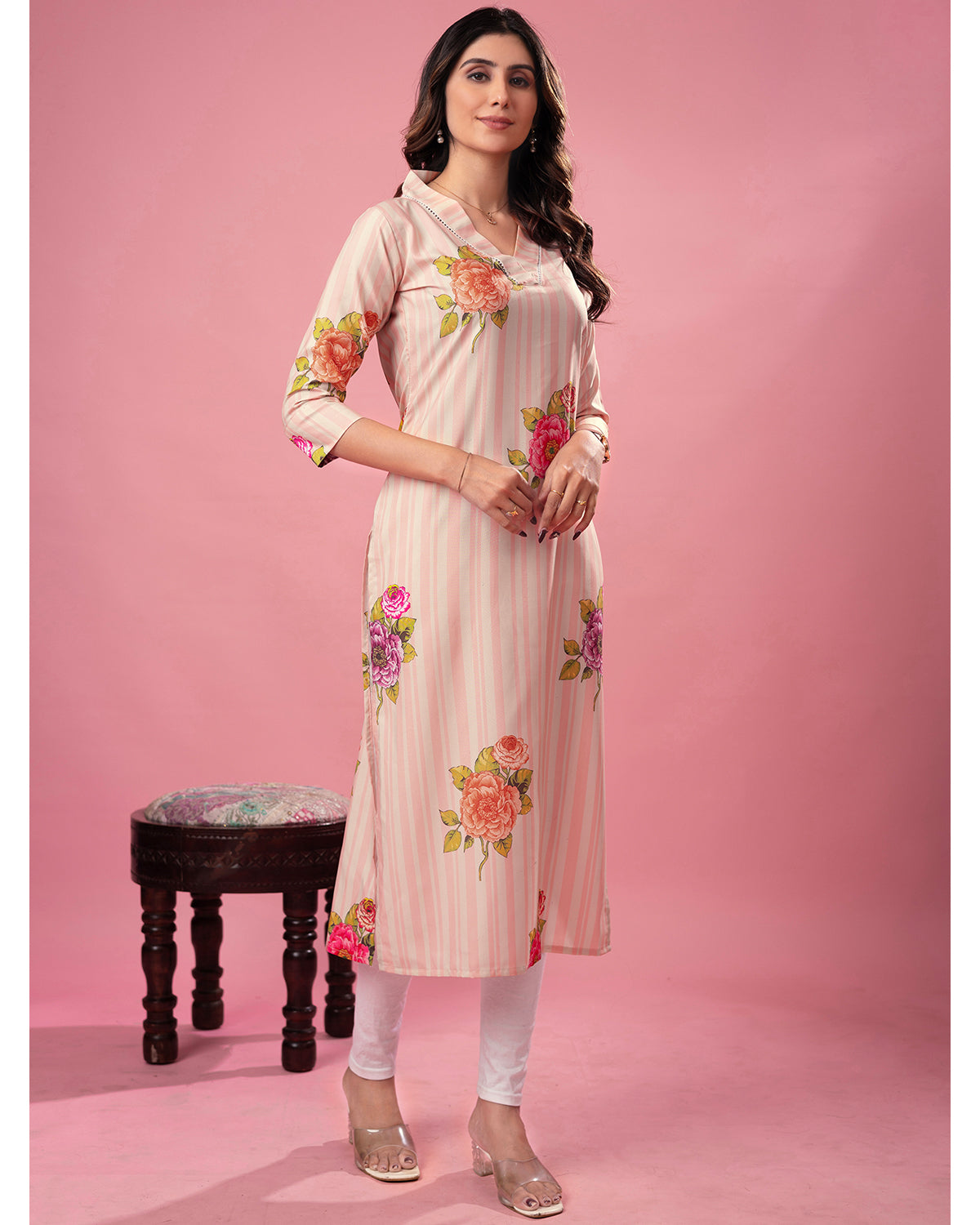 Women Pink Floral Printed Rayon Slub Kurta